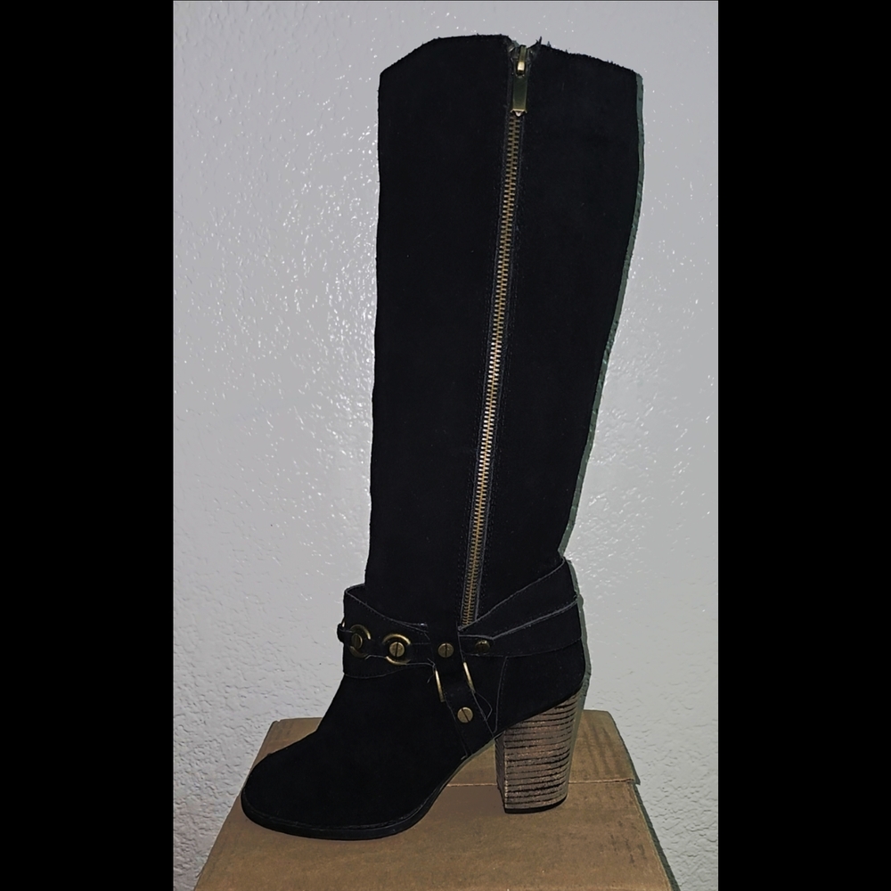 Black Knee-High Women's Boots